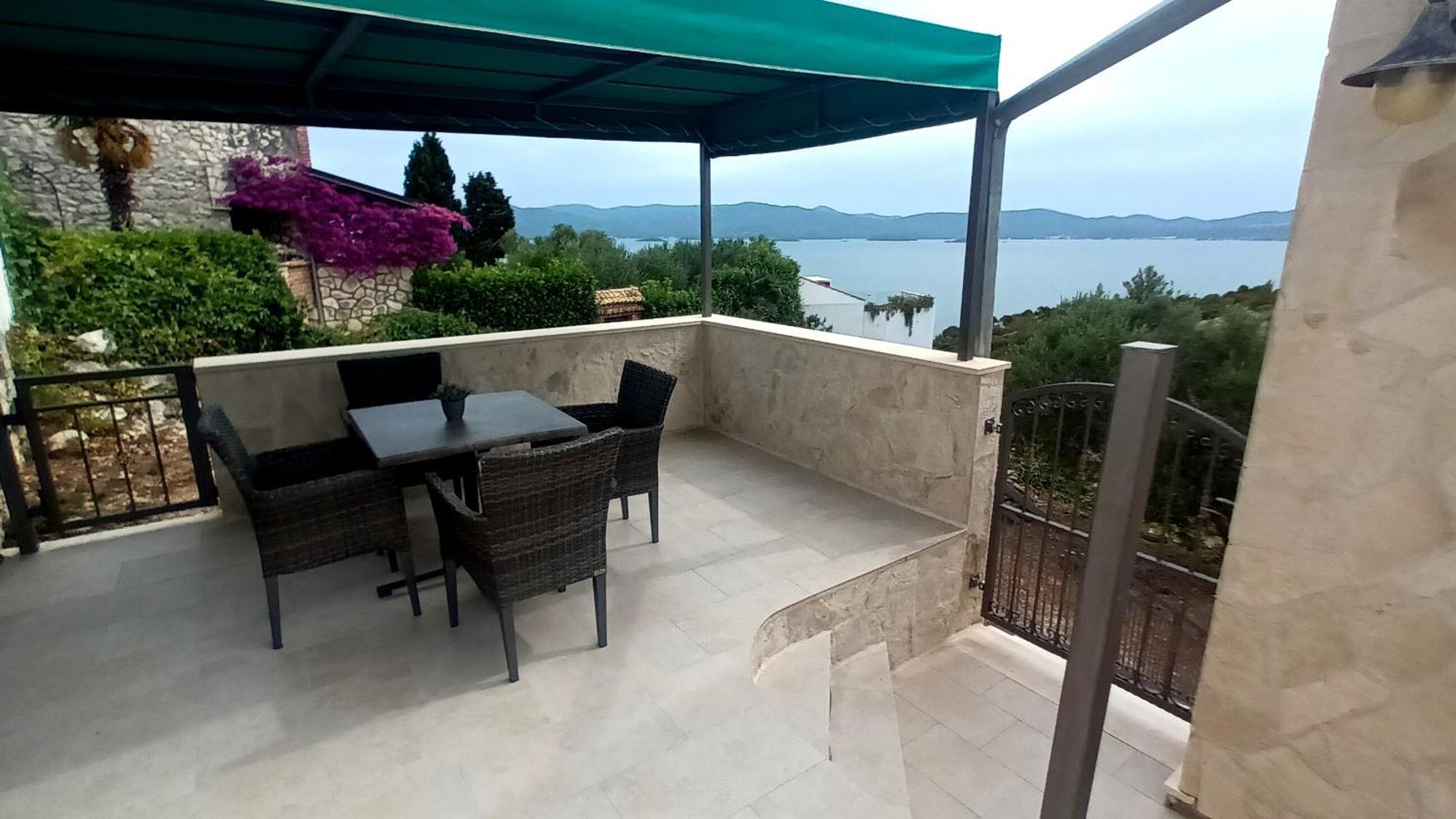 Apartmani Kremena Small Beach 200M Klek Eksteriør billede