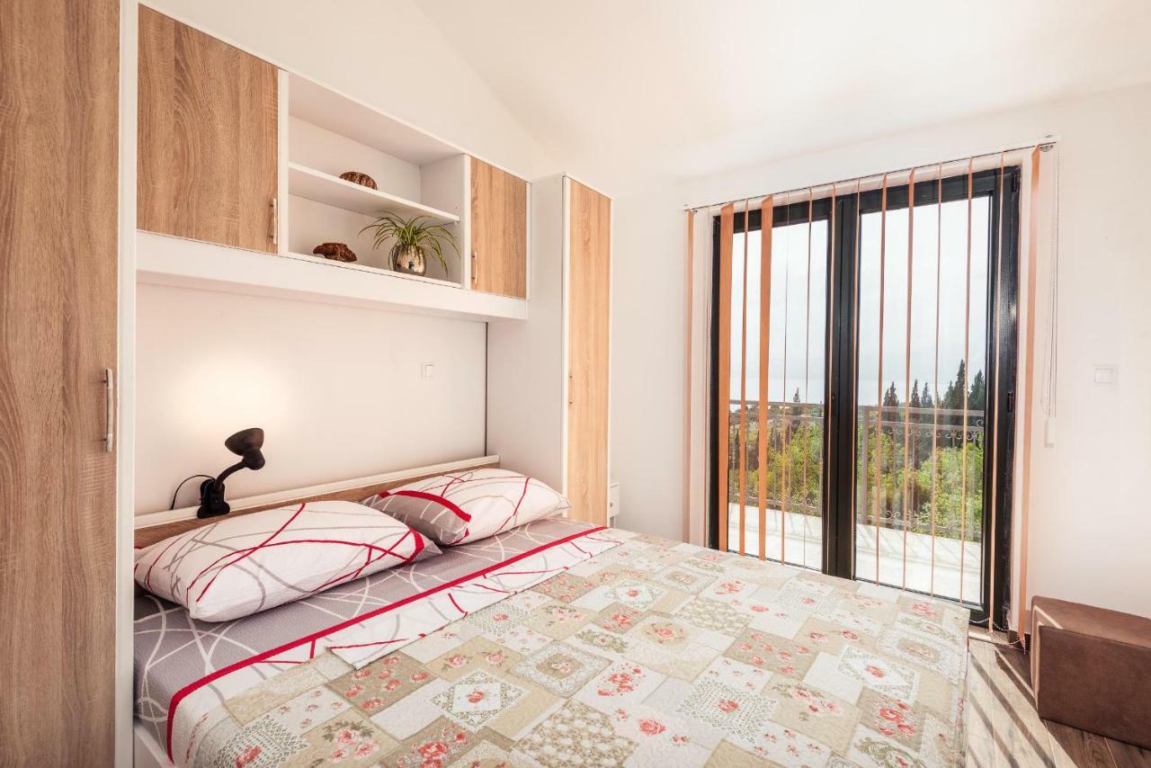 Apartmani Kremena Small Beach 200M Klek Eksteriør billede